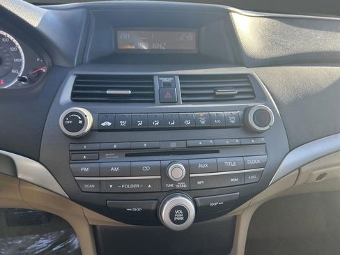 Used 2011 Honda Accord SE image 30