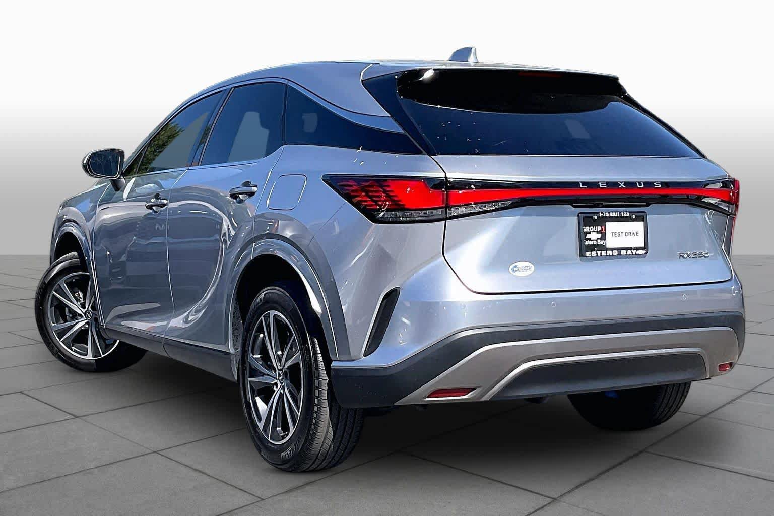 Used 2025 Lexus RX 350 FWD w/ Technology Package image 11
