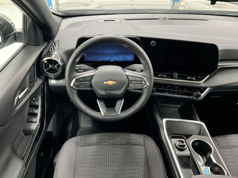New 2026 Chevrolet Equinox LT FWD image 6
