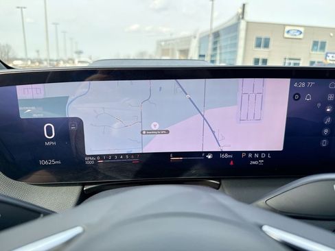 Used 2025 Buick Enclave Preferred image 12