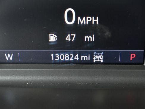 Used 2019 Chevrolet Silverado 1500 LT w/ Texas Edition AWD/4WD image 18