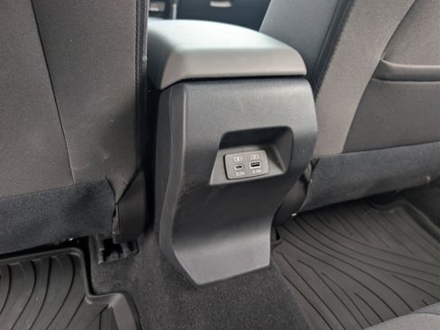 Used 2026 Subaru Crosstrek 2.0i Premium image 30