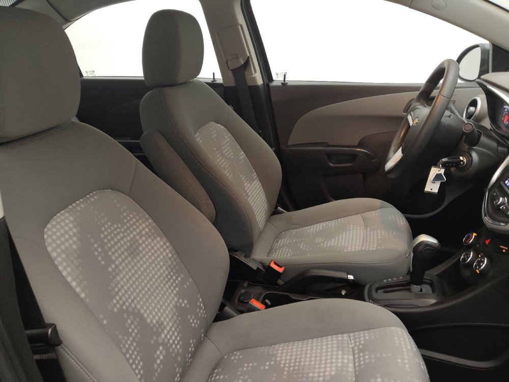 Used 2020 Chevrolet Sonic LS FWD image 21