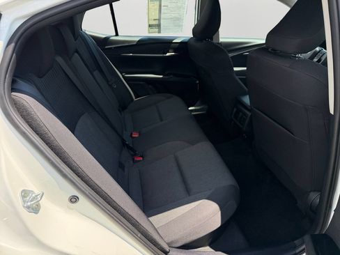 Used 2025 Toyota Camry LE FWD image 13
