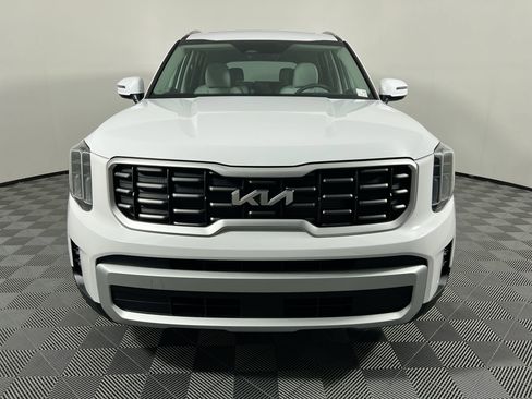Certified 2025 Kia Telluride S FWD image 10