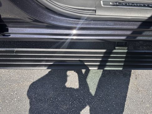 Used 2024 GMC Sierra 2500 Denali Ultimate image 18