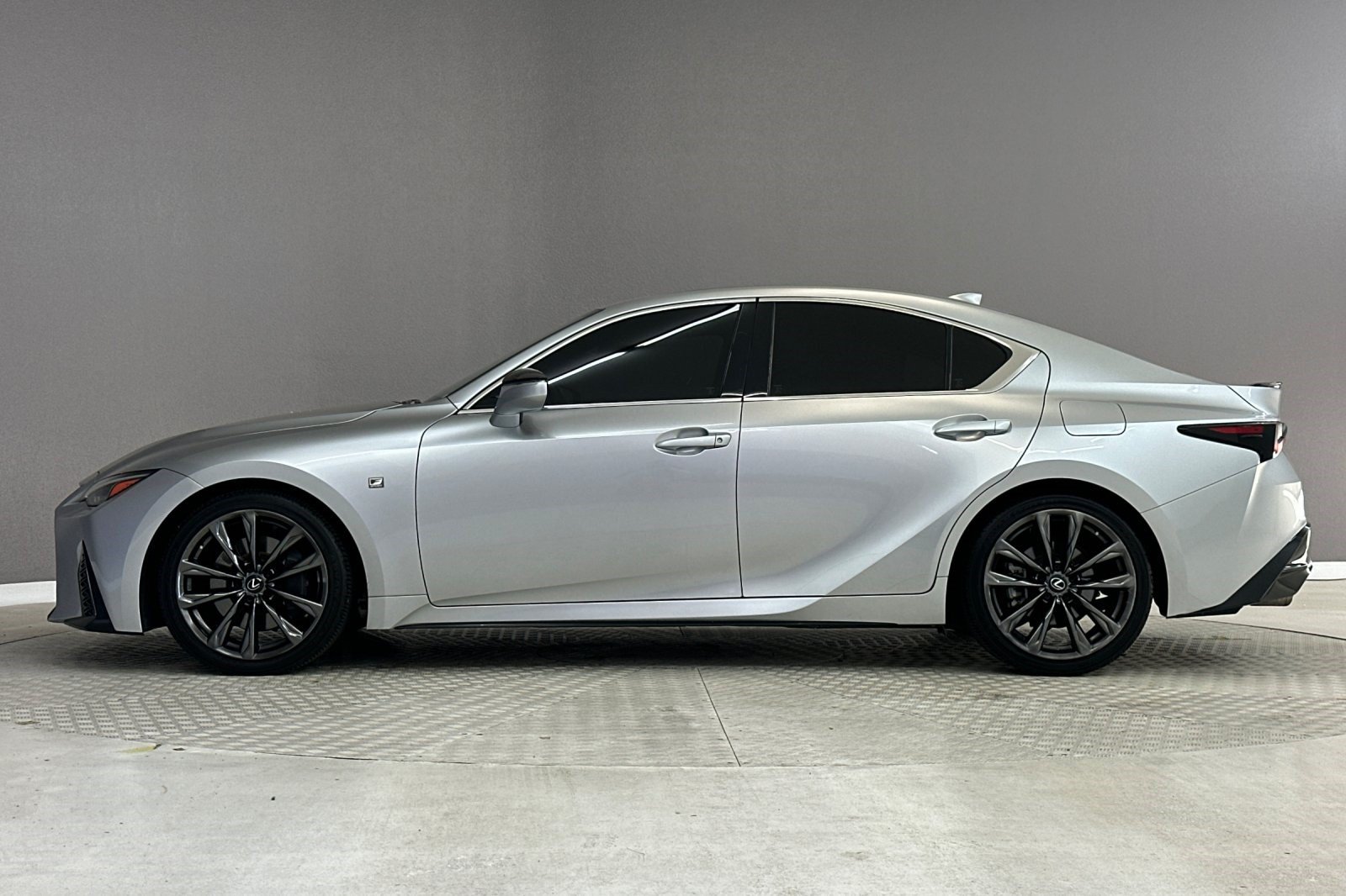 Used 2023 Lexus IS 350 F Sport w/ Memory Package RWD image 2