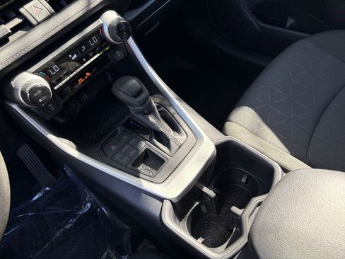 Used 2025 Toyota RAV4 XLE w/ Convenience Package image 39