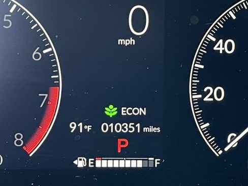Certified 2025 Honda HR-V LX image 14