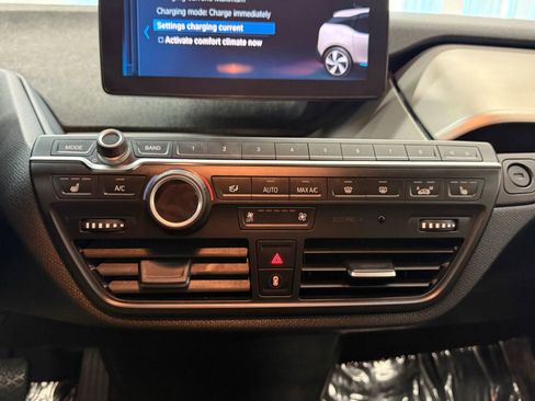 Used 2019 BMW i3 image 32