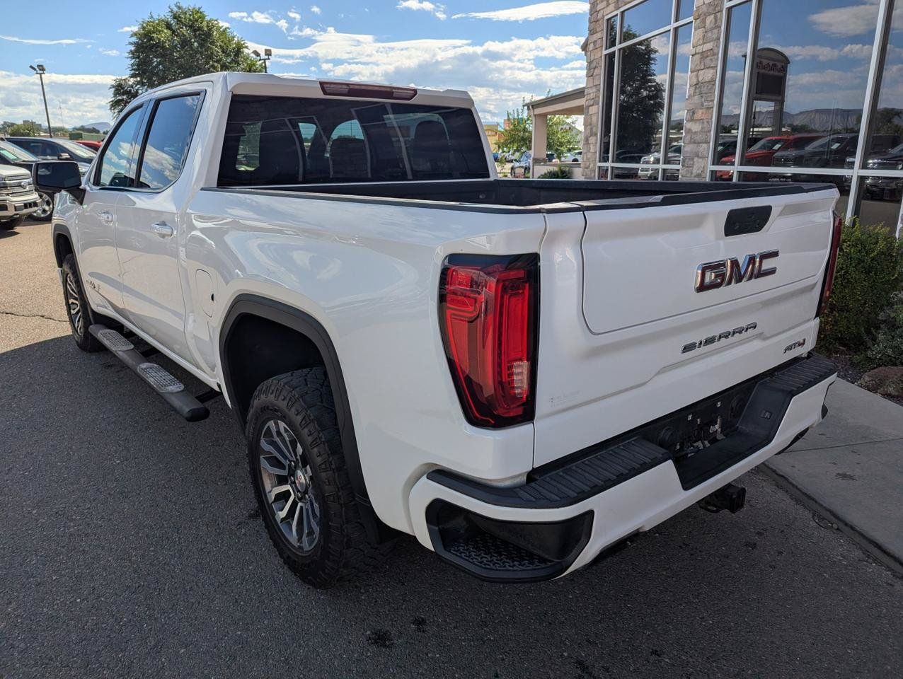 Used 2019 GMC Sierra 1500 AT4 AWD/4WD image 3
