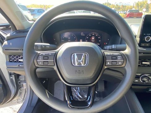 New 2025 Honda Accord SE image 17