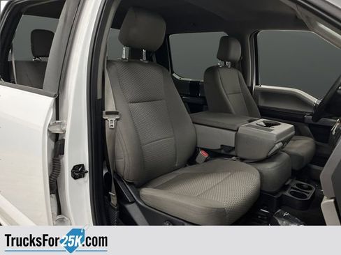 Used 2015 Ford F150 XLT image 27