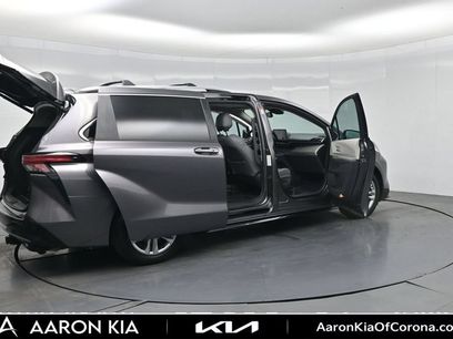 Used 2021 Toyota Sienna Limited