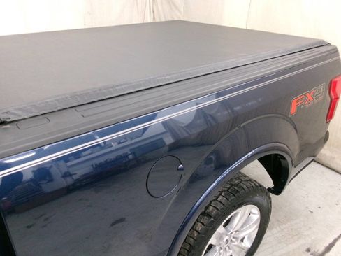 Used 2019 Ford F150 Platinum w/ Equipment Group 701A Luxury image 5