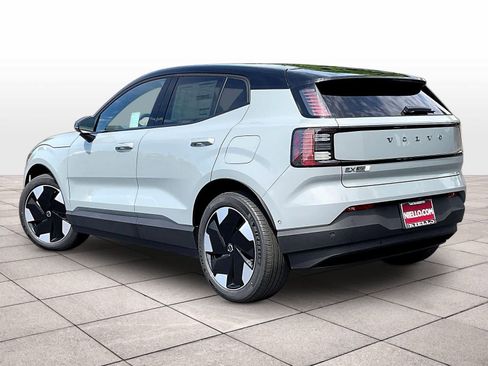 New 2026 Volvo EX30 Ultra w/ Climate Package image 3