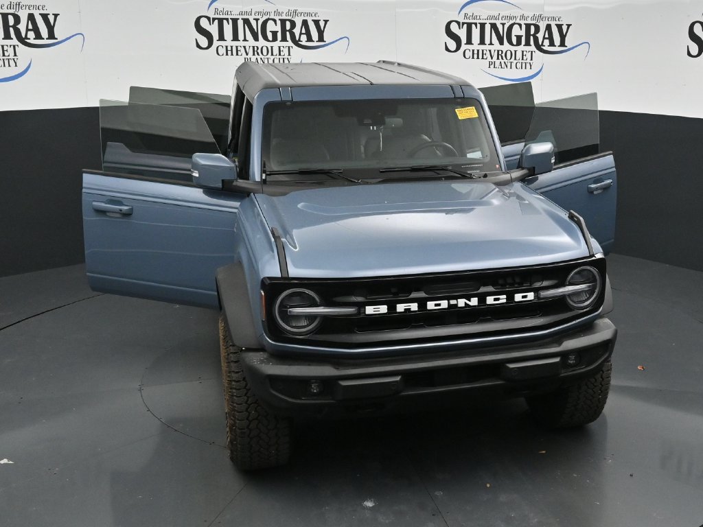 Used 2025 Ford Bronco Outer Banks w/ Sasquatch Package AWD/4WD image 34