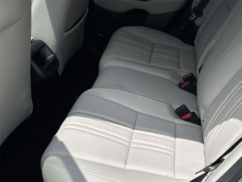 Used 2024 Honda HR-V EX-L image 14