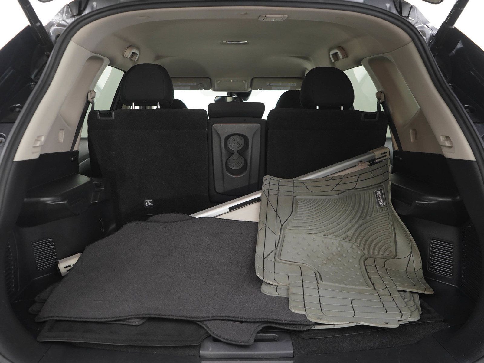 Used 2019 Nissan Rogue SV AWD/4WD image 9