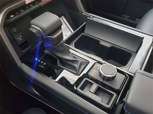 New 2026 Toyota Sequoia Platinum image 37