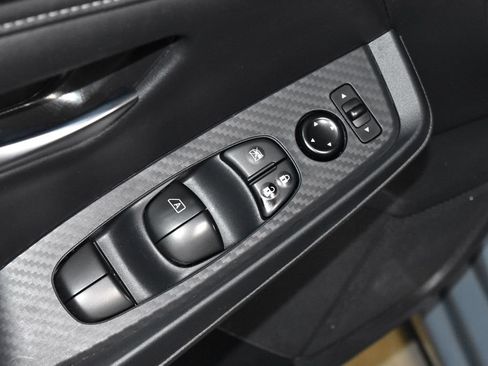 Used 2024 Nissan Sentra SV FWD image 5
