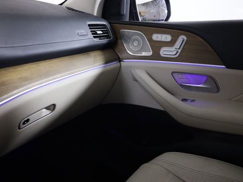 Certified 2022 Mercedes-Benz GLS 450 4MATIC image 21