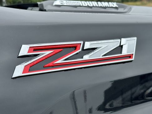 New 2025 Chevrolet Silverado 2500 LTZ w/ LTZ Premium Package AWD/4WD image 5