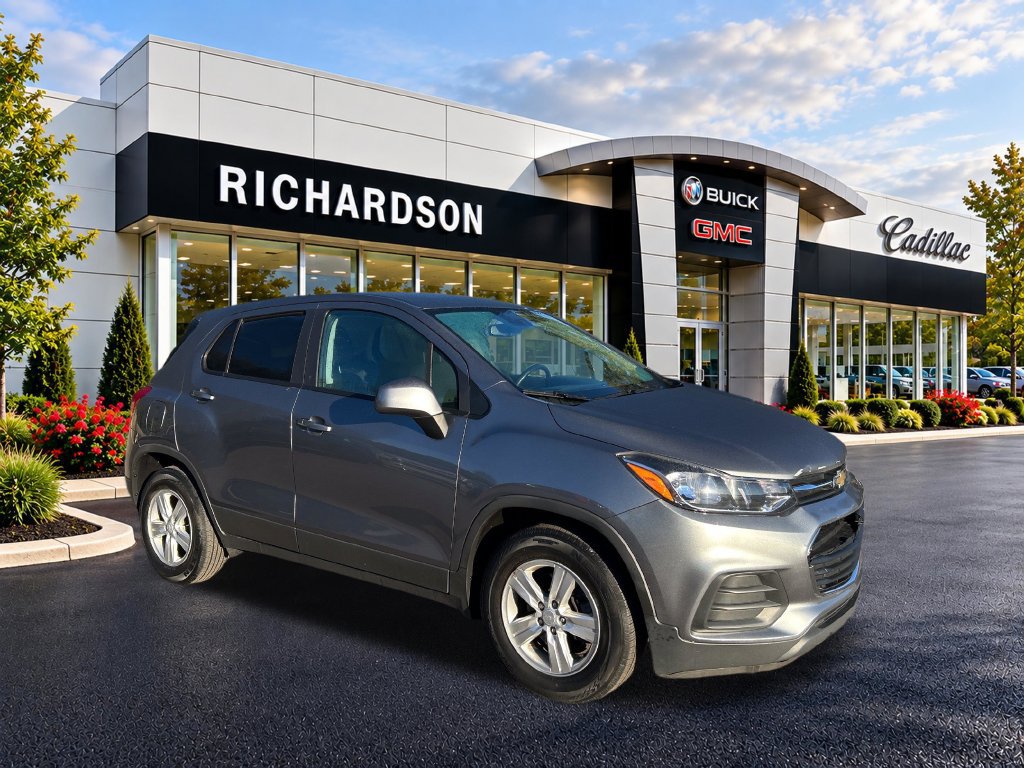 Used 2020 Chevrolet Trax LS w/ Tint and Cruise Package FWD image 7