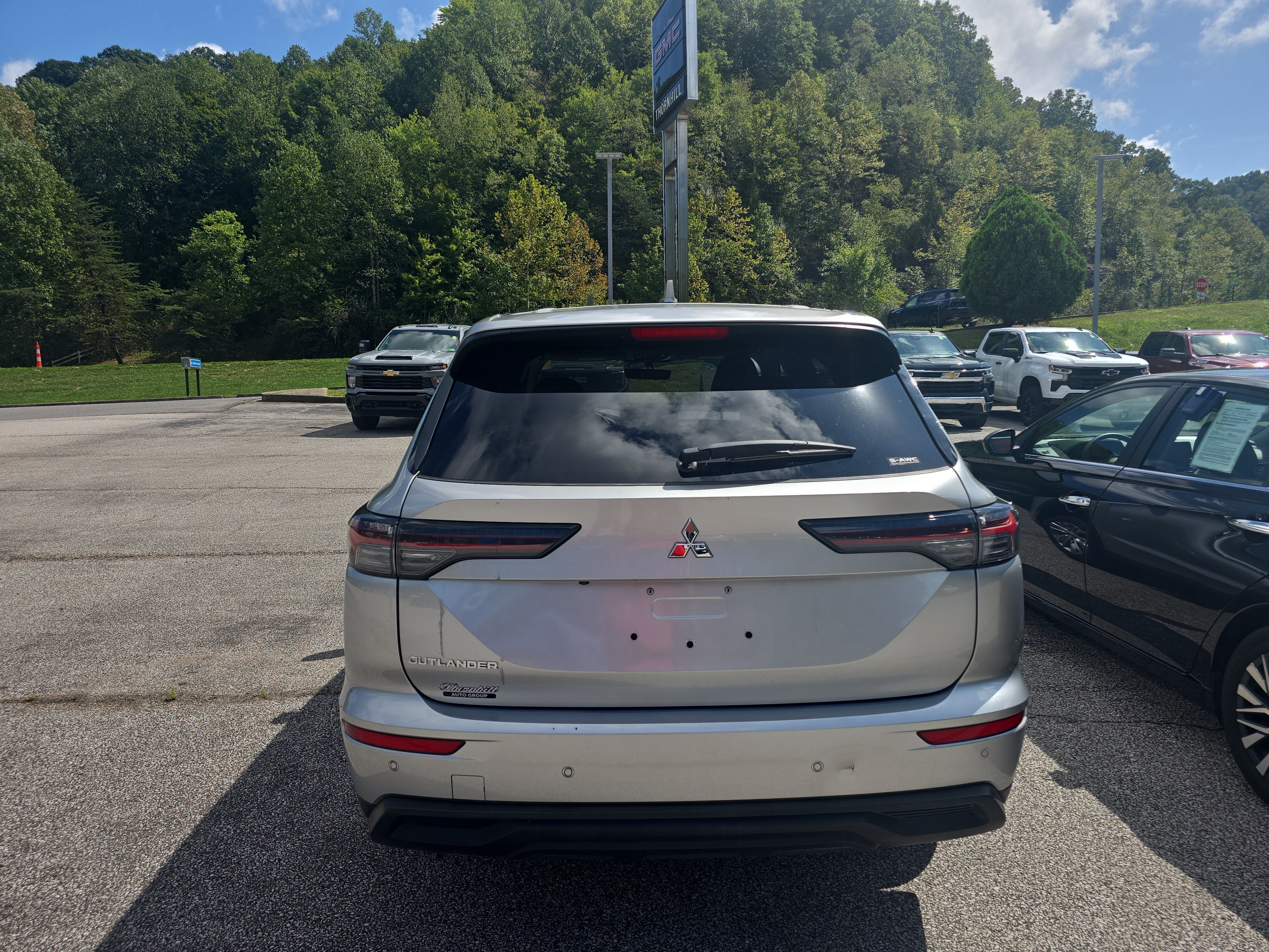 Used 2025 Mitsubishi Outlander ES AWD/4WD image 7