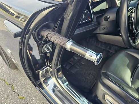 Used 2014 Rolls-Royce Wraith image 10