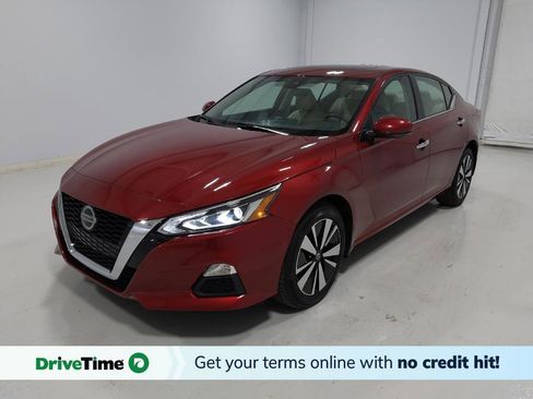 Used 2022 Nissan Altima 2.5 SV w/ SV Premium Package image 1