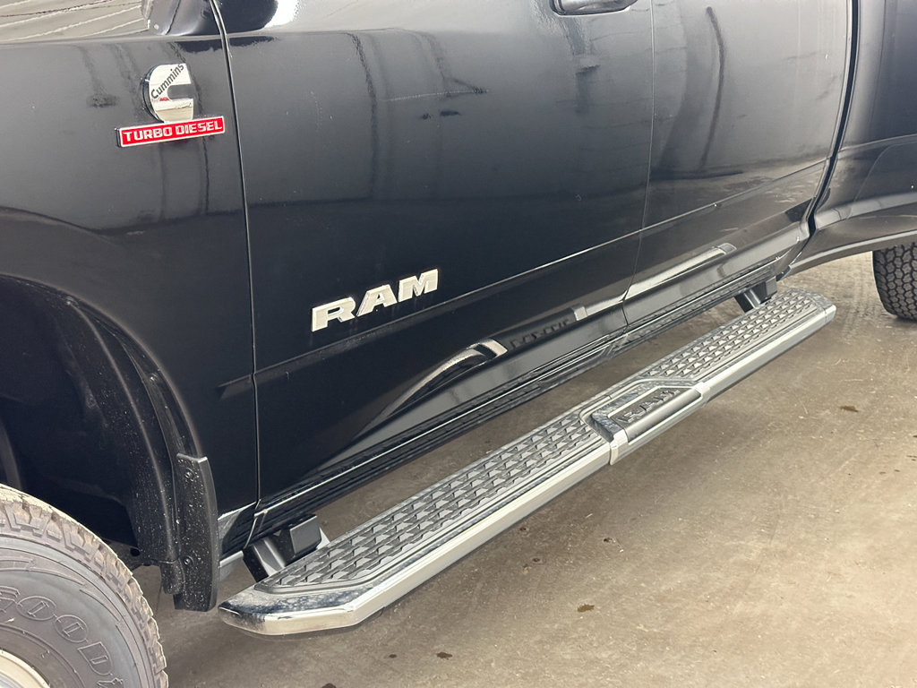 New 2026 RAM 3500 Big Horn AWD/4WD image 16