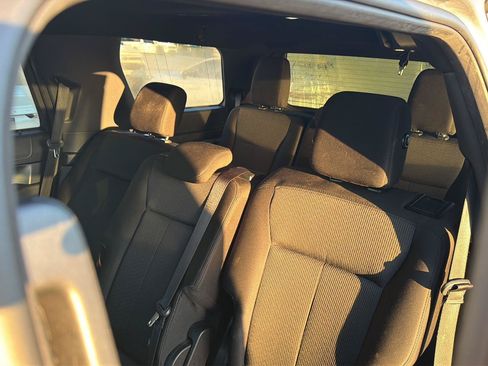 Used 2020 Ford Expedition XLT RWD image 31