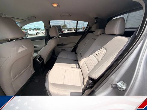 Used 2021 Kia Sportage LX w/ LX AWD Popular Package image 8