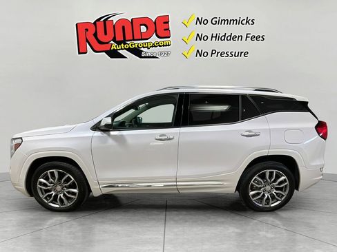 Used 2022 GMC Terrain Denali w/ LPO, Floor Liner Package image 3