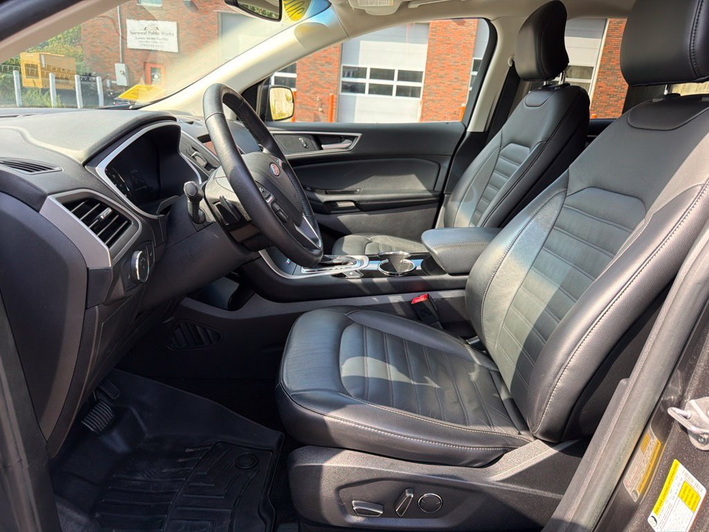 Used 2018 Ford Edge SEL w/ Equipment Group 201A AWD/4WD image 15