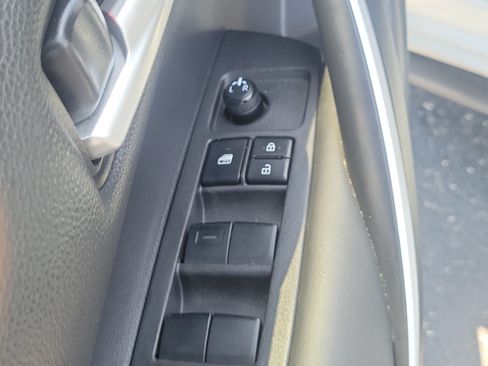 Certified 2024 Toyota Corolla SE FWD image 18