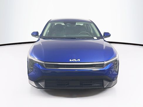 Used 2025 Kia K4 FWD image 2