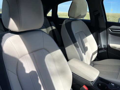 Used 2025 Audi A3 2.0T Premium image 35