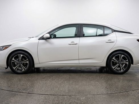 Used 2025 Nissan Sentra SV image 5