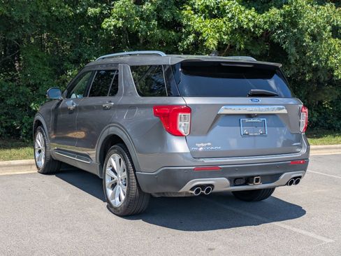 Certified 2021 Ford Explorer Platinum w/ Equipment Group 601A AWD/4WD image 5