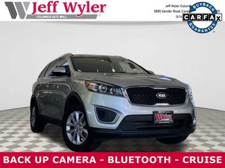 Used 2016 Kia Sorento LX image 1