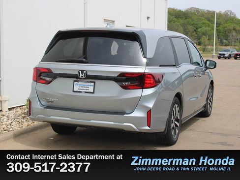 New 2026 Honda Odyssey EX-L image 2