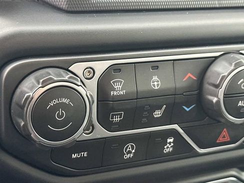 Used 2020 Jeep Gladiator Rubicon image 33