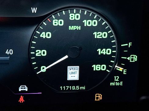 Used 2024 Ford Mustang GT Premium RWD image 32