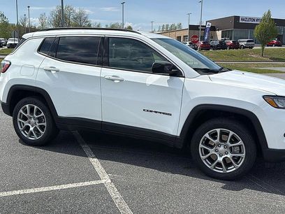 Used 2024 Jeep Compass Latitude