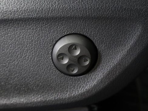 Used 2024 Mercedes-Benz GLE 350 4MATIC image 38