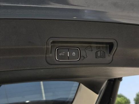 Used 2025 Ford Explorer Active w/ Active Comfort Package RWD image 10