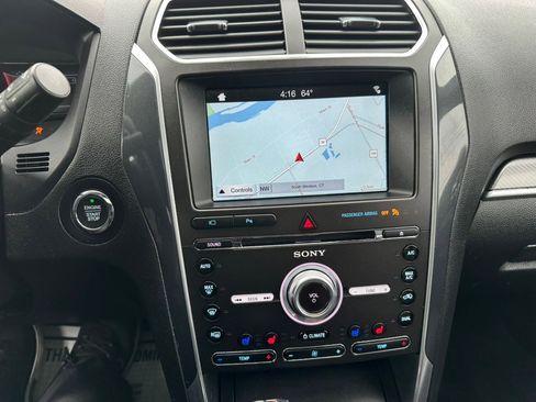 Used 2017 Ford Explorer Sport w/ Equipment Group 401A AWD/4WD image 18