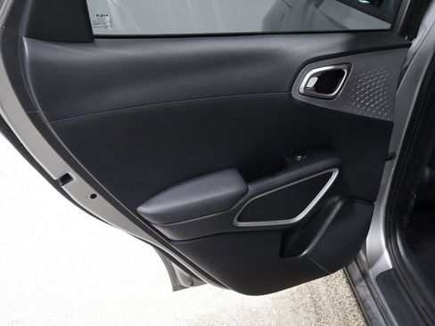 Used 2024 Kia Soul LX w/ Option Group 015 image 18